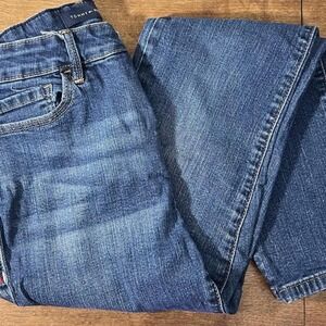 Tommy Hilfiger size 6 Raleigh high rise jeans, cute denim jeans